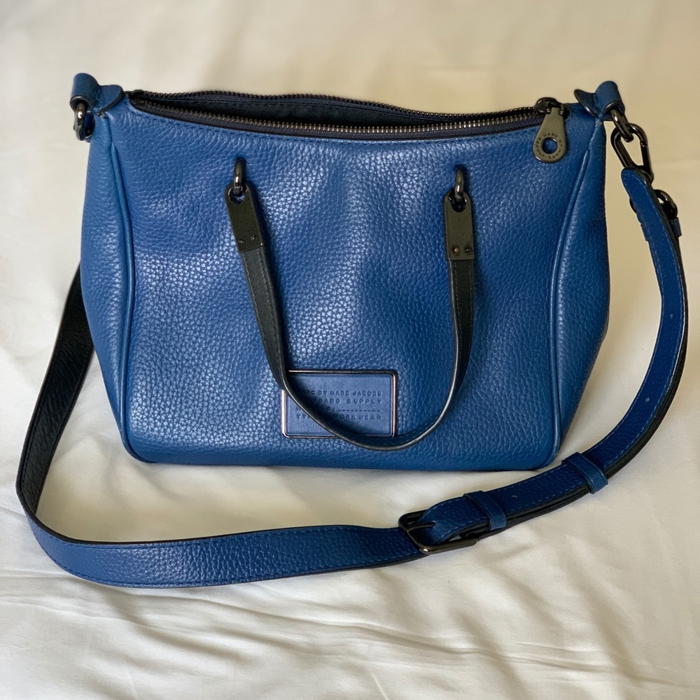 Marc Jacobs Blue Pebble Leather Crossbody Handbag
